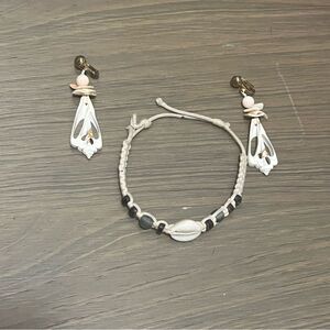 Vintage Shell Drop Clip On Earrings and Cowrie Bracelet Set